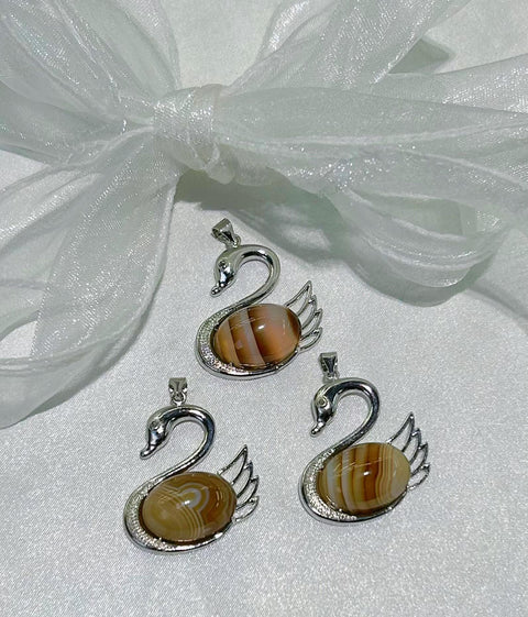 DZ27Whosale Gemstone Rock DIY Jewelry For Girls Crystal Necklace Yellow Banded Agate Swan Design  Pendent